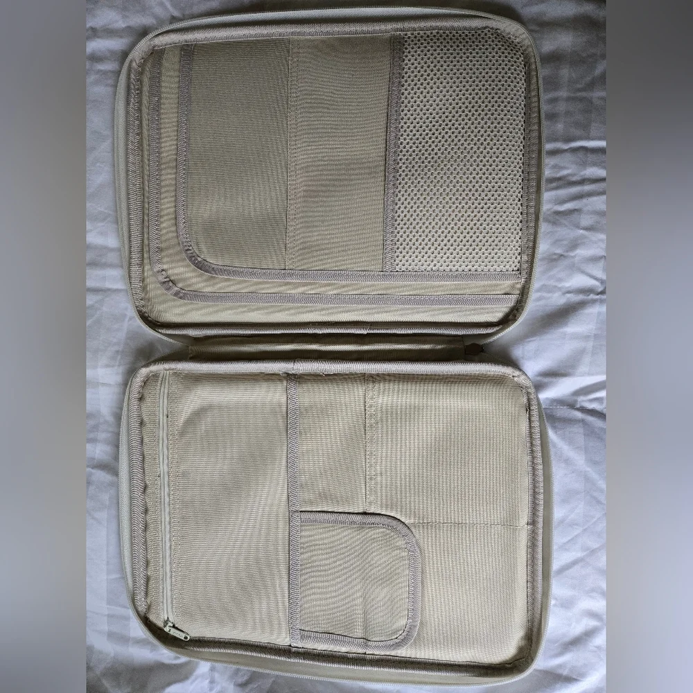 Green Laptop Sleeve with White Trim BTSKY
